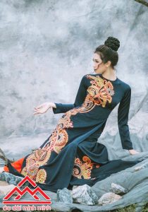 Bí quyết diện áo dài lúc nào cũng đẹp
